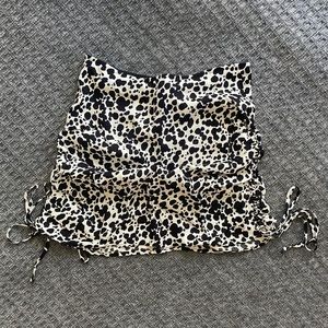 Reformation black and white mini skirt 4